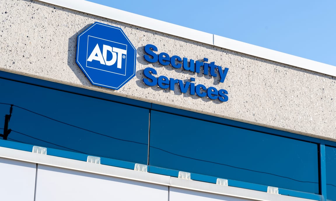 Kirkland, Cravath advise on Thrive Holdings’ $15.3bn take-private of home security business ADT