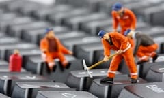 Tech issues see legal workers lose over 20 minutes productivity time every day