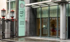 London’s Commercial Courts see Russian rebound and surge in UAE disputes