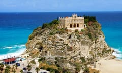 Italian law firm finds itself on wrong side of the law amid mafia allegations