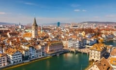 Baker & McKenzie pulls off 10-strong team hire in Switzerland