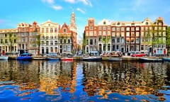 Dutch lawyer warns companies against using British system for disputes