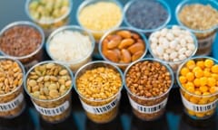 Big firms advise on Bayer's Monsanto megadeal