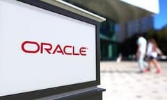 Oracle in a watchdog fight