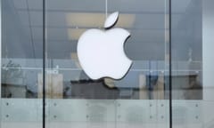 US judge takes bite from Apple damages award