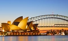 Law firms shrink in Australia