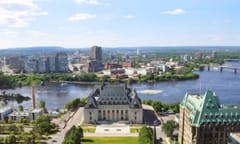 Canadians seek cheaper family law solution