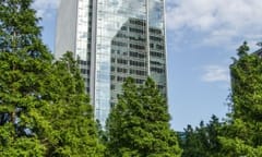 Clifford Chance hits $2 billion turnover mark