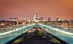 Freshfields moves to reward star performers in lockstep shift