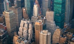 Latham & Watkins picks up former SEC heavyweight in New York