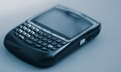 BlackBerry aims at lawyers tablet market by testing device on German government