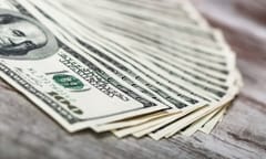 Less than half companies negotiate rates with employment law firms
