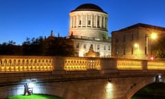 Simmons & Simmons gears up for Dublin launch