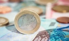 Swiss lawyer co-operates with US prosecutors over tax evasion