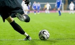 UK football clubs targeted by tax authorities