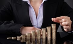 Women lag men by 18 per cent on pay in legal sector