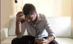Problem drinking and depression endemic among US lawyers, new study finds