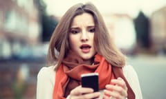 France to stalk social media to tackle tax avoiders