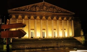 France goes flexible on employment laws