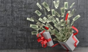 US firms stump up for end of year associate bonuses