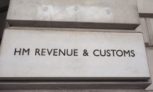 FCA chief admits to tax 'error of judgement'