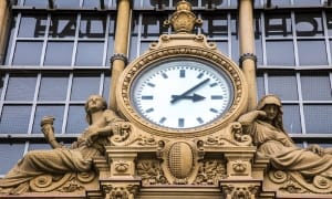 Accountancy firms predicted to jettison hourly billing before lawyers