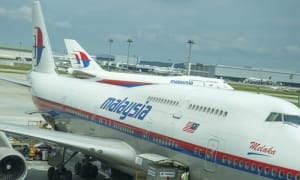 Malaysia Airlines to come under settlement pressure over missing plane