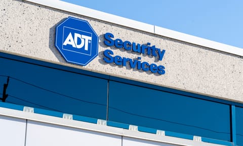 Kirkland, Cravath advise on Thrive Holdings’ $15.3bn take-private of home security business ADT