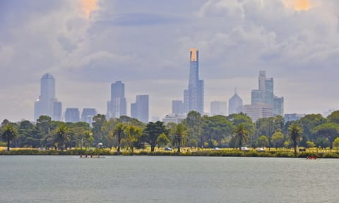 Seyfarth Shaw opens two offices in Australia