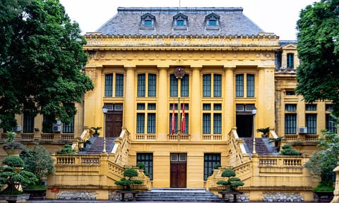 Vietnam pushes mediation agenda